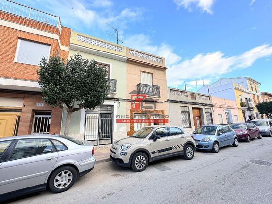 Foto 2 de Chalet en venta en Pueblo de Cullera de 5 habitaciones con terraza y balcón
