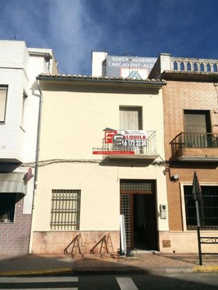 Foto 1 de Casa en venda a Favara de 4 habitacions amb terrassa i balcó