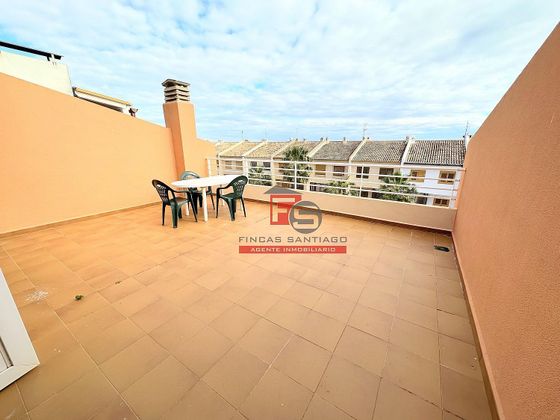 Foto 2 de Àtic en venda a paseo De la Goleta de 2 habitacions amb terrassa i piscina