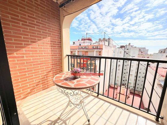 Foto 2 de Piso en venta en calle Lorenzo Borja de 2 habitaciones con terraza y garaje