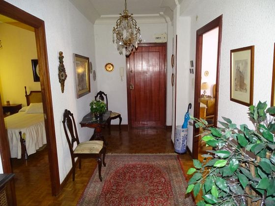 Foto 1 de Pis en venda a Centro - Logroño de 4 habitacions amb terrassa i calefacció