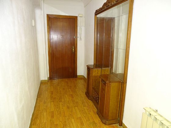 Foto 2 de Venta de piso en Residencia de 3 habitaciones con calefacción y ascensor