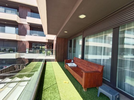 Foto 2 de Venta de piso en Lardero de 3 habitaciones con terraza y piscina