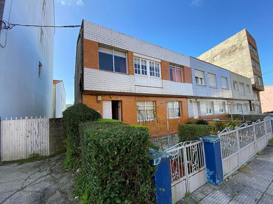 Foto 2 de Casa adossada en venda a avenida Fernando Blanco de 3 habitacions amb terrassa i calefacció