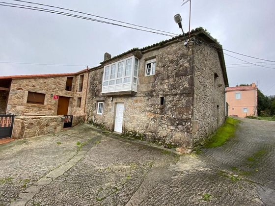 Foto 1 de Casa rural en venda a calle Lugar Os Castelos de 3 habitacions i 190 m²