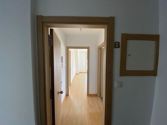 Foto 1 de Pis en venda a Cee de 2 habitacions amb garatge i ascensor