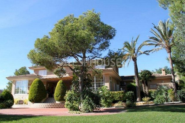 Foto 1 de Casa en venta en Nucia (la) de 6 habitaciones con terraza y piscina