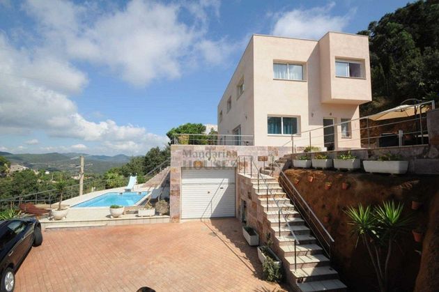 Foto 1 de Casa en venda a Roca Grossa - Serra Brava de 4 habitacions amb terrassa i piscina