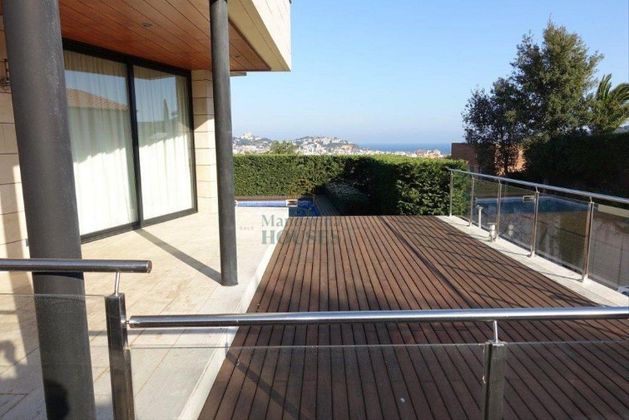 Foto 1 de Casa en venda a Port Salvi - Puntabrava de 5 habitacions amb terrassa i piscina