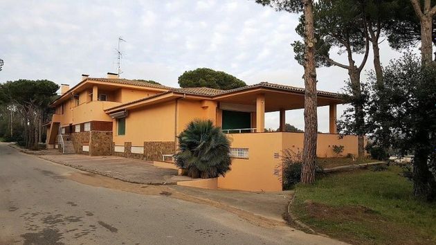 Foto 2 de Casa en venda a Vall-Llobrega de 6 habitacions i 1350 m²