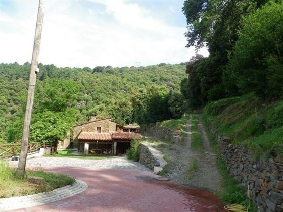 Foto 1 de Casa rural en venda a Sant Celoni de 7 habitacions amb piscina i garatge