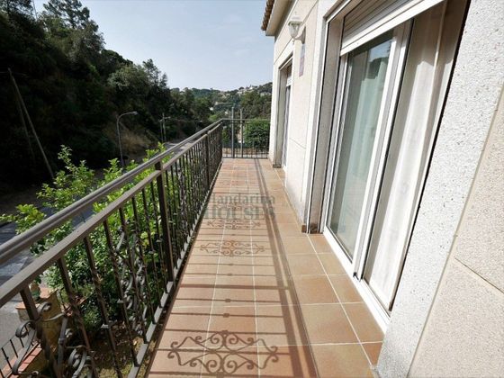 Foto 2 de Casa en venda a Roca Grossa - Serra Brava de 4 habitacions amb garatge i balcó
