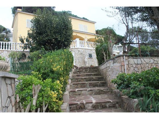 Foto 2 de Casa en venta en Terrabrava - Tordera Parc de 4 habitaciones con terraza y piscina