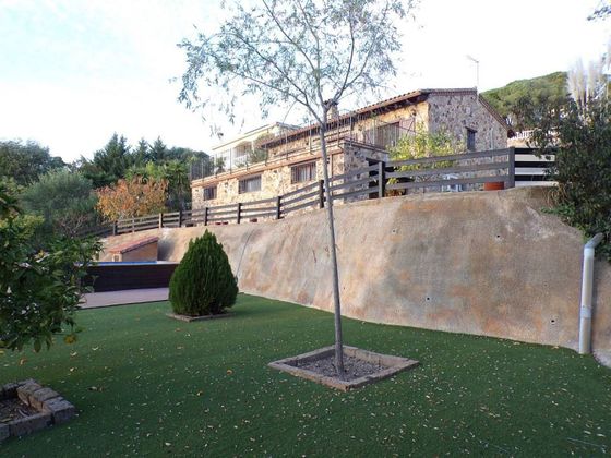Foto 1 de Casa en venda a Tordera de 3 habitacions amb terrassa i piscina