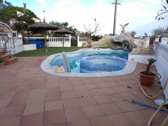 Foto 2 de Casa en venda a Fogars de la Selva de 5 habitacions amb terrassa i piscina
