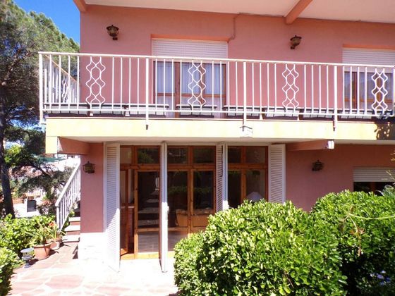 Foto 1 de Casa en venta en Mas Mora - Sant Daniel de 8 habitaciones con terraza y piscina