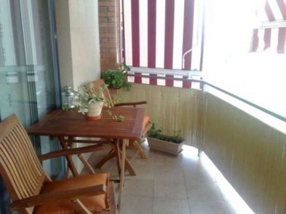 Foto 1 de Àtic en venda a Centre - Cornellà de Llobregat de 4 habitacions amb terrassa i balcó