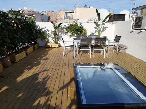 Foto 2 de Ático en venta en El Gòtic de 2 habitaciones con terraza y calefacción
