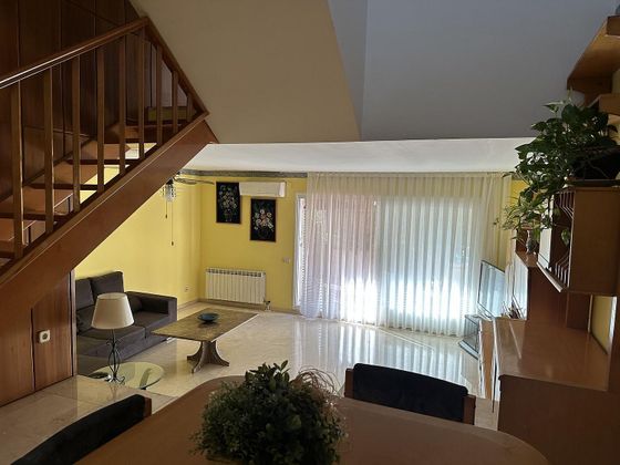 Foto 2 de Casa en venta en Can Bou de 4 habitaciones con terraza y aire acondicionado