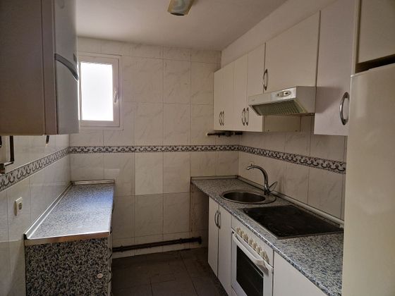 Foto 2 de Piso en venta en calle Del Tejar de 2 habitaciones con calefacción