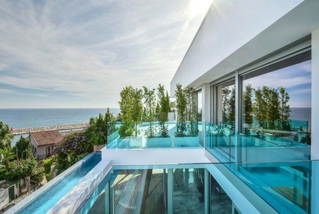 Foto 1 de Xalet en venda a Zona Puerto Blanco - Maryvilla de 2 habitacions amb terrassa i piscina