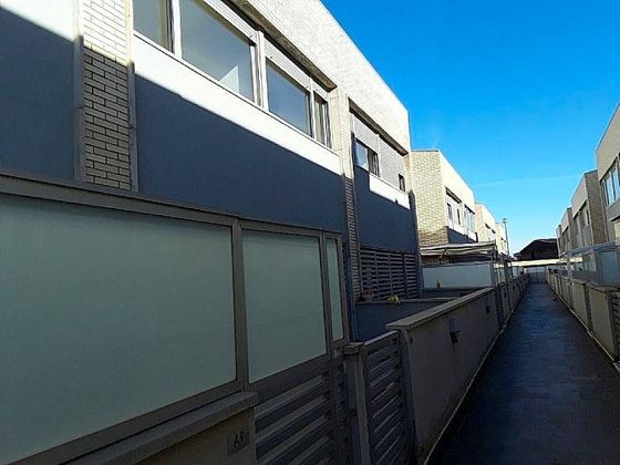 Foto 1 de Casa en venda a avenida De la Estación de 2 habitacions amb terrassa i garatge