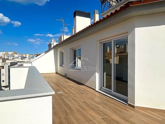 Foto 1 de Àtic en venda a calle De Mestral de 3 habitacions amb terrassa i piscina