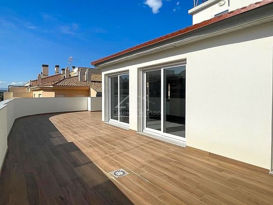Foto 2 de Àtic en venda a calle De Mestral de 3 habitacions amb terrassa i piscina