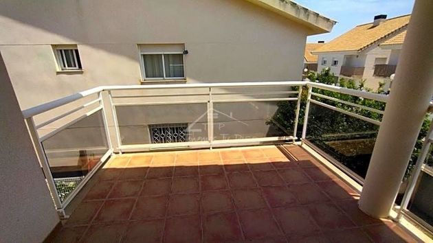 Foto 2 de Venta de chalet en calle De Santa Magdalena de 3 habitaciones con terraza
