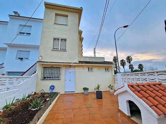 Foto 2 de Casa en venda a Playa norte de 4 habitacions amb terrassa i garatge