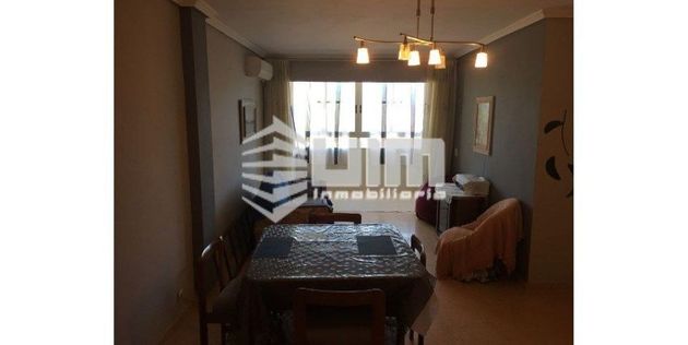 Foto 2 de Piso en venta en El Baladre de 3 habitaciones con balcón y aire acondicionado