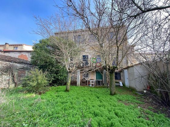 Foto 1 de Casa en venda a calle Carretas de 7 habitacions amb terrassa i jardí