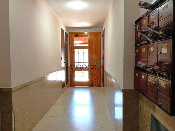 Foto 2 de Dúplex en venta en Centro - Azuqueca de Henares de 2 habitaciones con terraza y garaje
