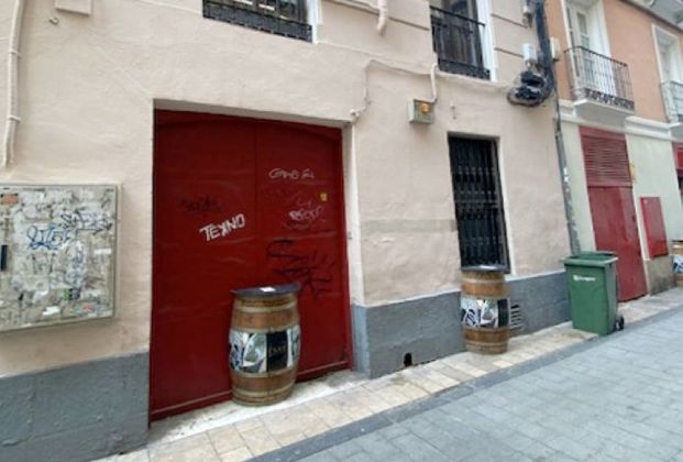 Foto 1 de Alquiler de local en calle Del Blasón Aragonés de 50 m²