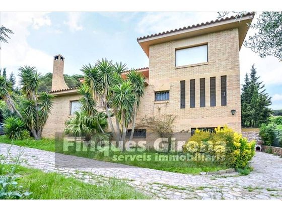 Foto 1 de Casa en venda a Aiguafreda - Sa Tuna de 6 habitacions amb terrassa i garatge