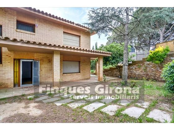 Foto 2 de Casa en venda a Aiguafreda - Sa Tuna de 6 habitacions amb terrassa i garatge