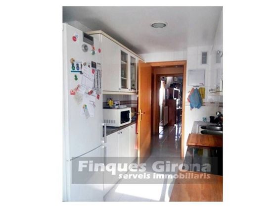 Foto 2 de Venta de piso en Eixample Sud – Migdia de 4 habitaciones con garaje y balcón
