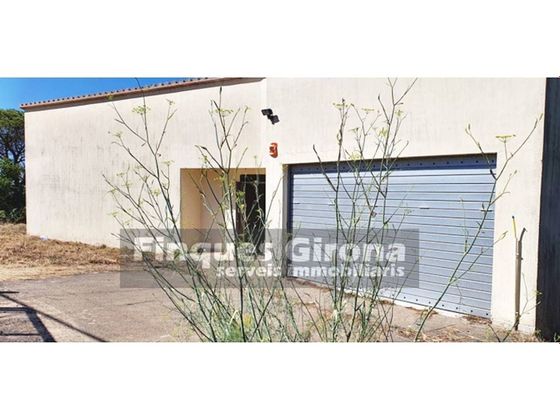 Foto 1 de Casa en venda a Bescanó de 3 habitacions amb terrassa i garatge