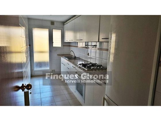 Foto 2 de Pis en venda a Montilivi - Palau de 3 habitacions amb terrassa i piscina