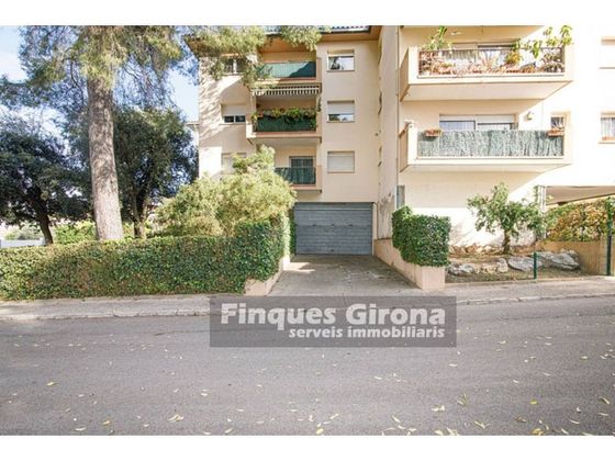 Foto 2 de Venta de piso en Montjuïc de 4 habitaciones con garaje y jardín