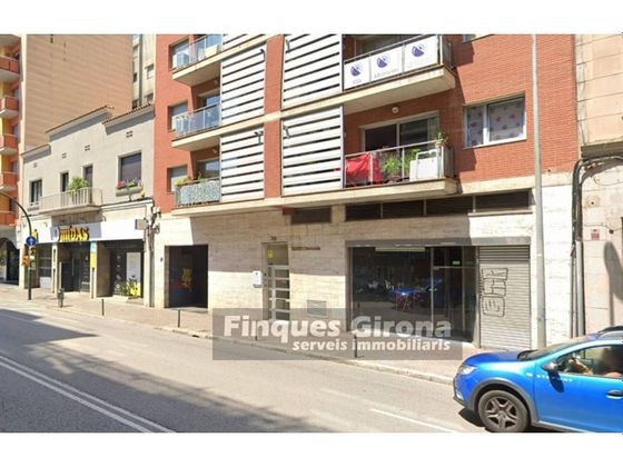 Foto 1 de Local en venda a calle Barcelona de 251 m²