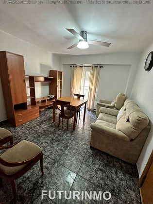 Foto 1 de Pis en lloguer a calle Blas Margalef de 3 habitacions amb terrassa i mobles