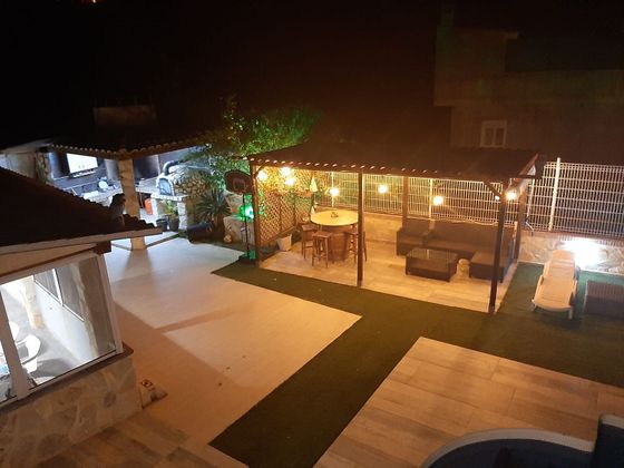 Foto 1 de Chalet en venta en urbanización San Miguel de 3 habitaciones con terraza y piscina