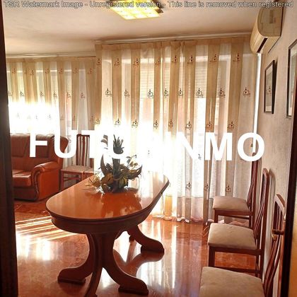 Foto 2 de Pis en venda a calle Francisco Tárrega de 4 habitacions amb balcó i aire acondicionat