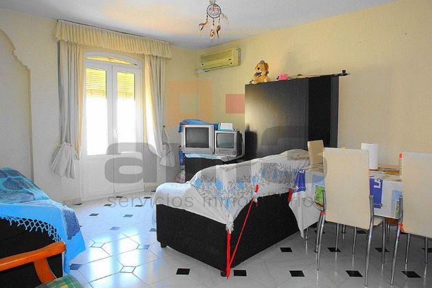 Foto 2 de Pis en venda a Vera Ciudad de 4 habitacions amb aire acondicionat