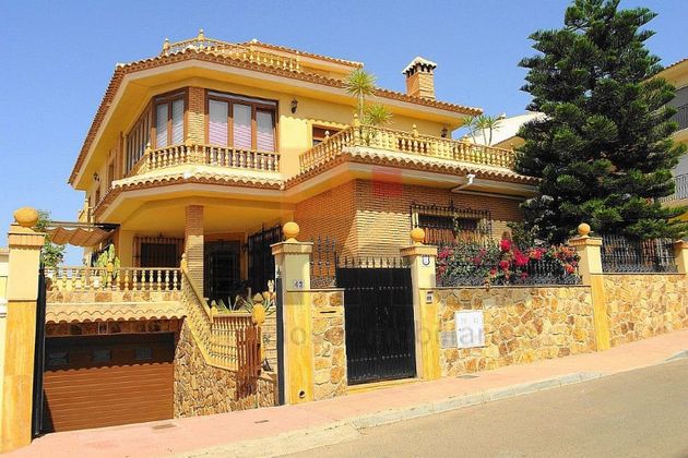 Foto 1 de Casa en venta en Huércal-Overa de 6 habitaciones con terraza y garaje