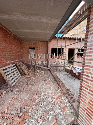 Foto 2 de Casa adosada en venta en Illescas de 3 habitaciones con piscina y garaje
