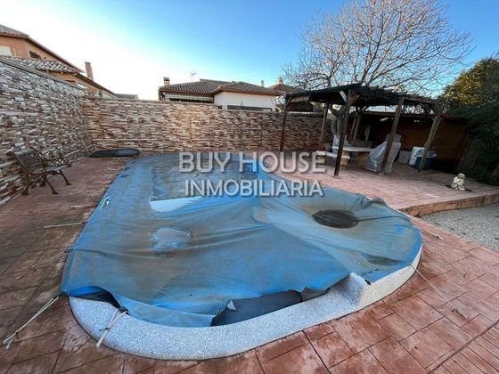 Foto 2 de Xalet en venda a Carranque de 3 habitacions amb terrassa i piscina