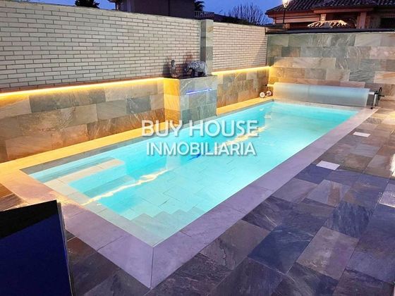 Foto 2 de Xalet en venda a Griñón de 7 habitacions amb terrassa i piscina