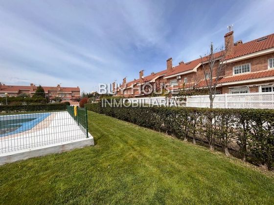Foto 1 de Casa adosada en venta en Illescas de 4 habitaciones con terraza y piscina